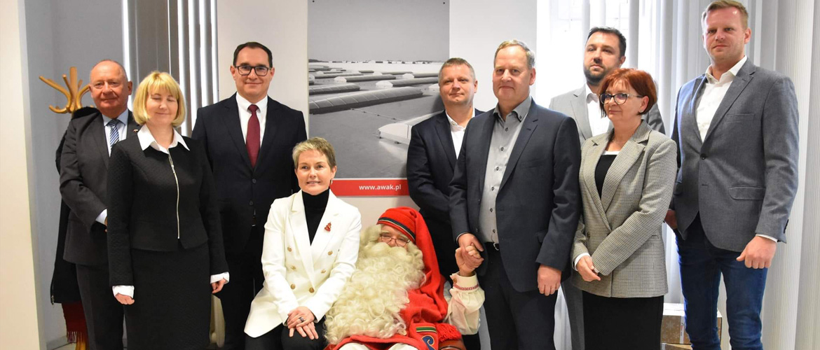 Świąteczna wizyta CEO i Ambasador Finlandii w Kera Awak!