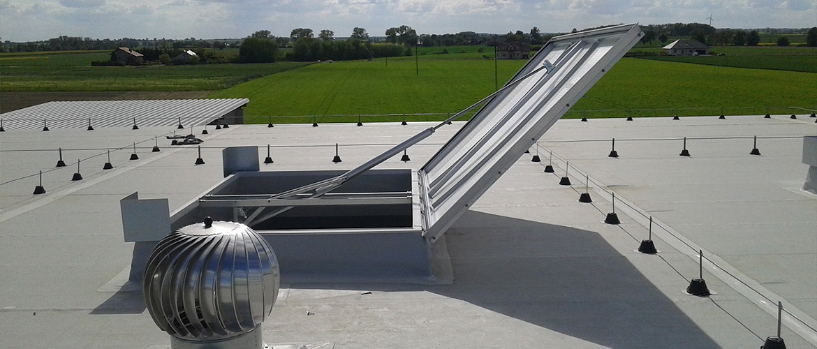 Can a smoke damper be a roof access window?