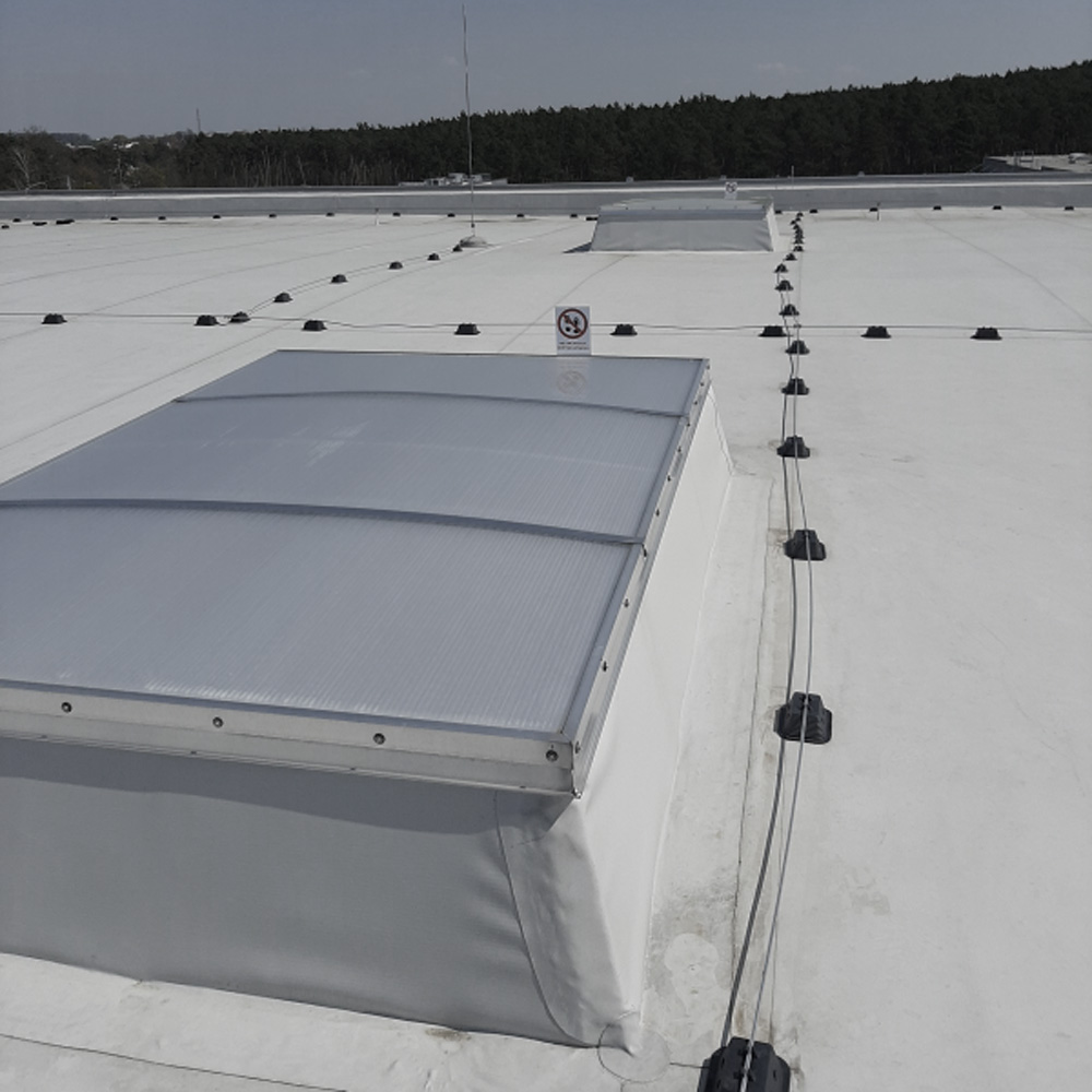 Mondi Simet Grabonóg